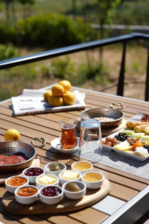 Tiny Town Kuyucak Hotel Karaburun  Eksteriør billede